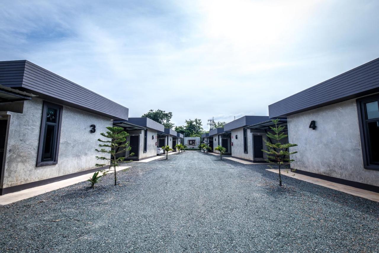 Hotel The Loft House Sakaeo Watthana Nakhon Exteriér fotografie