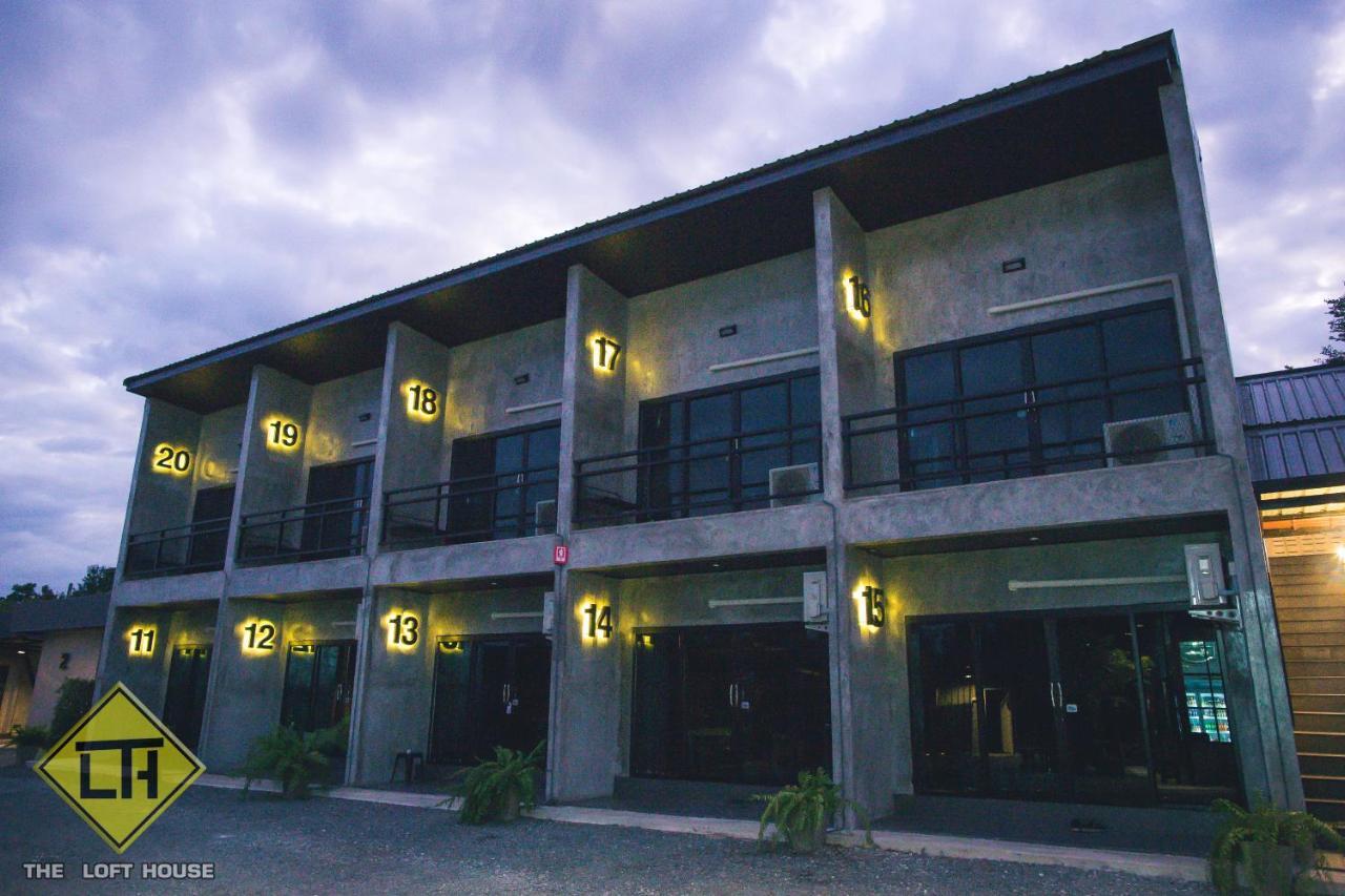 Hotel The Loft House Sakaeo Watthana Nakhon Exteriér fotografie