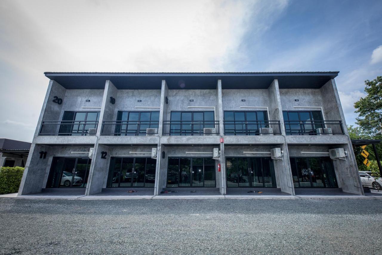 Hotel The Loft House Sakaeo Watthana Nakhon Exteriér fotografie