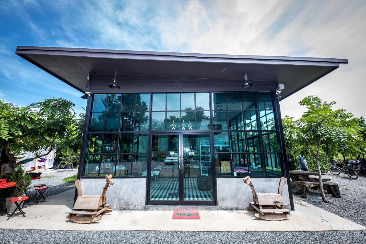 Hotel The Loft House Sakaeo Watthana Nakhon Exteriér fotografie